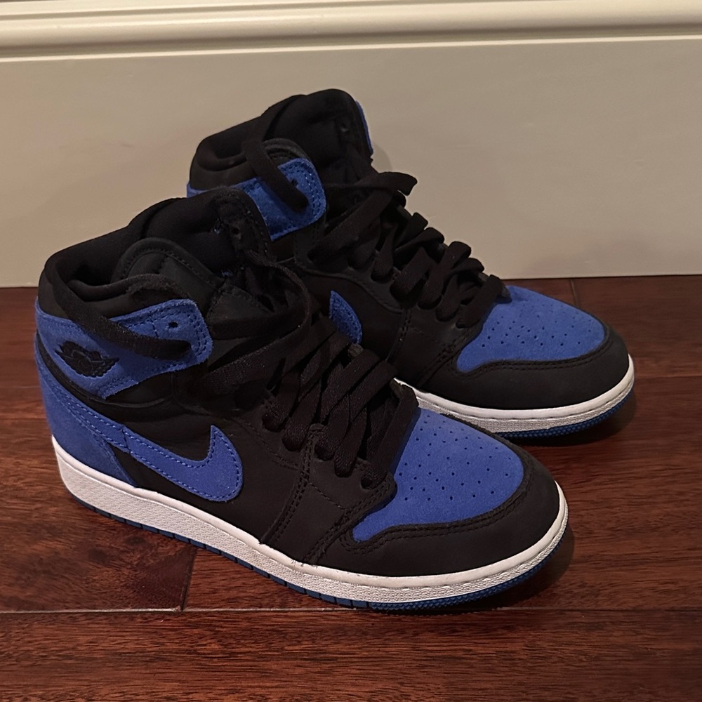 Air Jordan 1 Retro High OG “Royal Toe” High-Tops